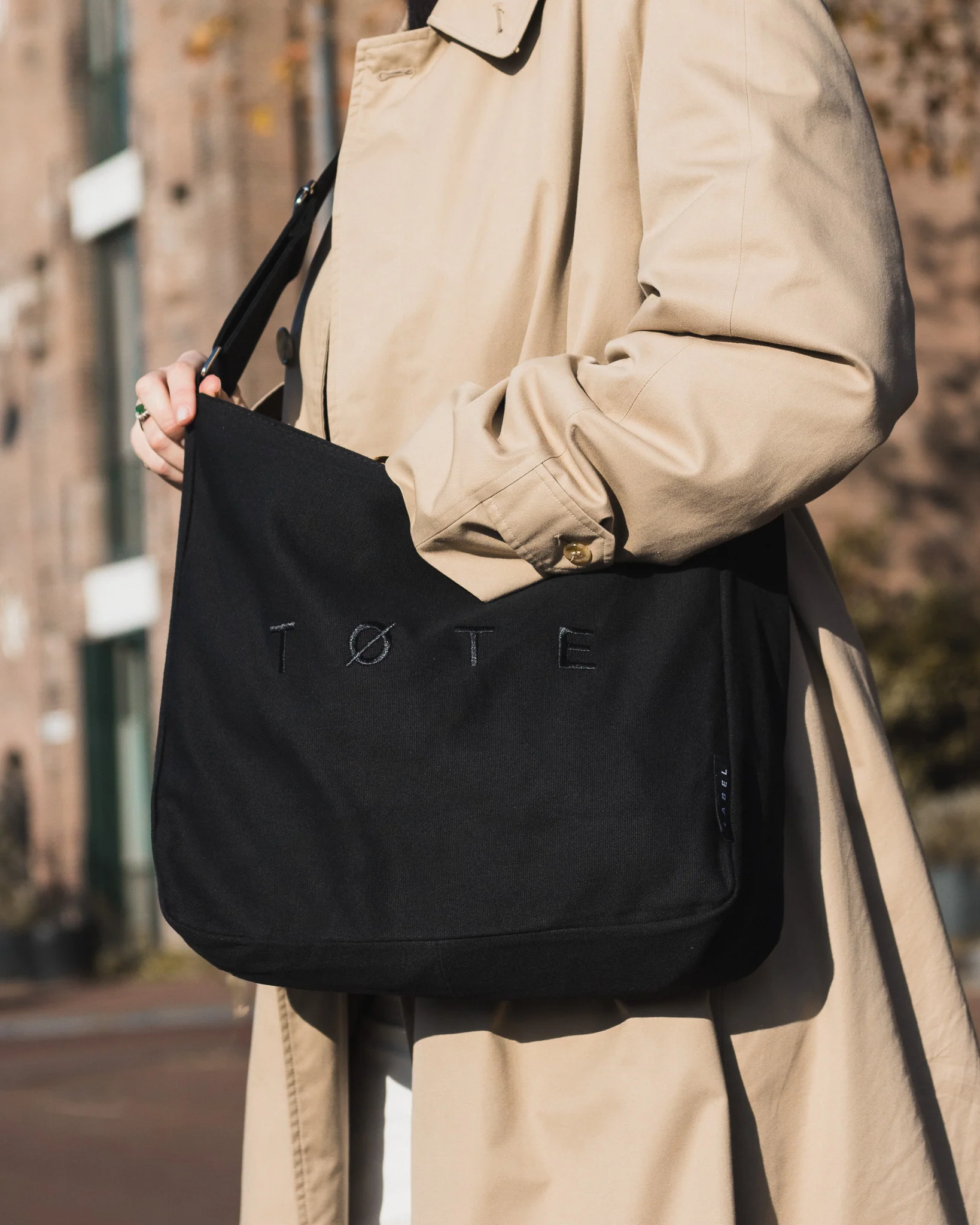 ALTA | Black - Image 5