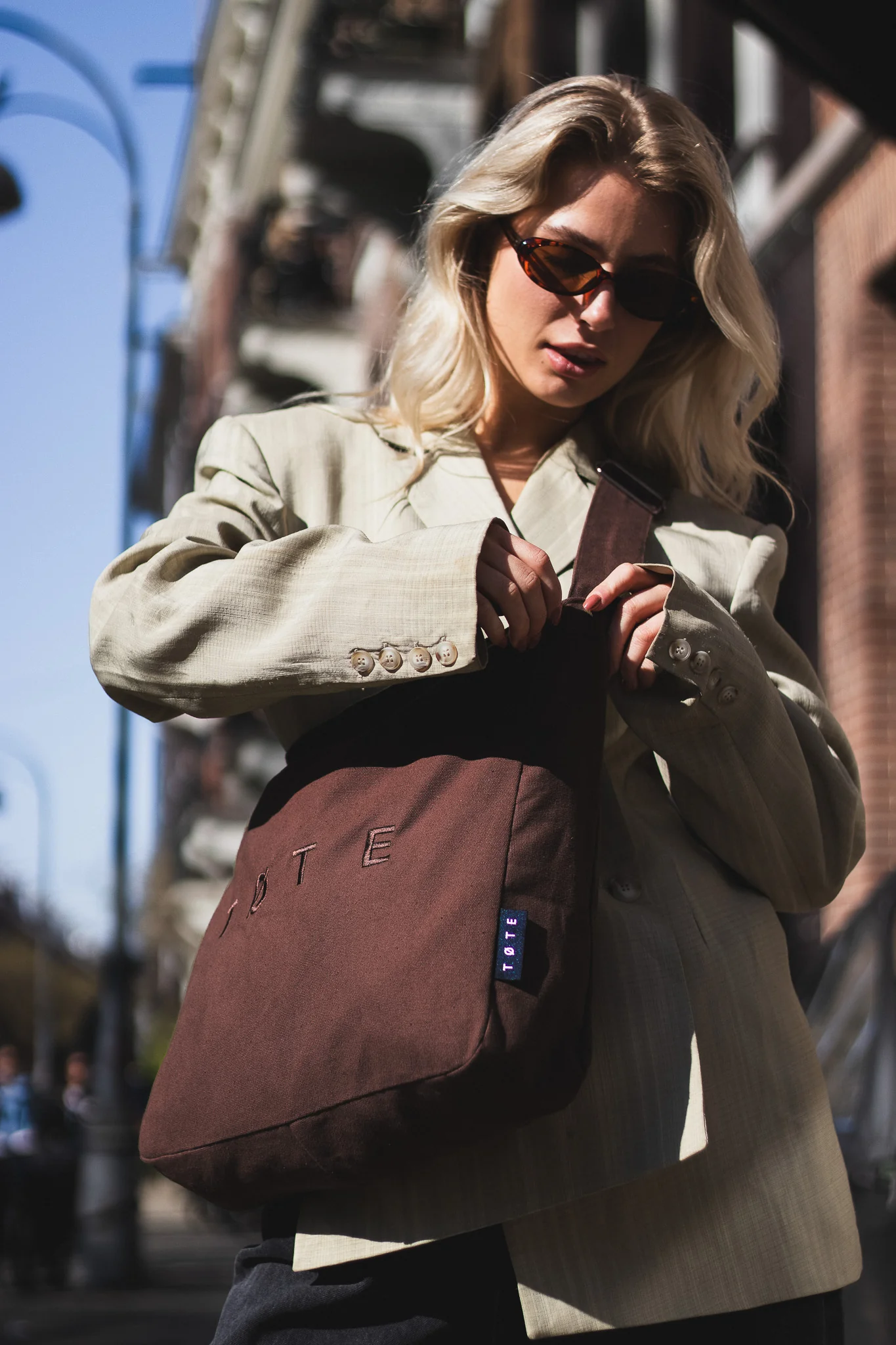 ALTA | Brown - Image 5