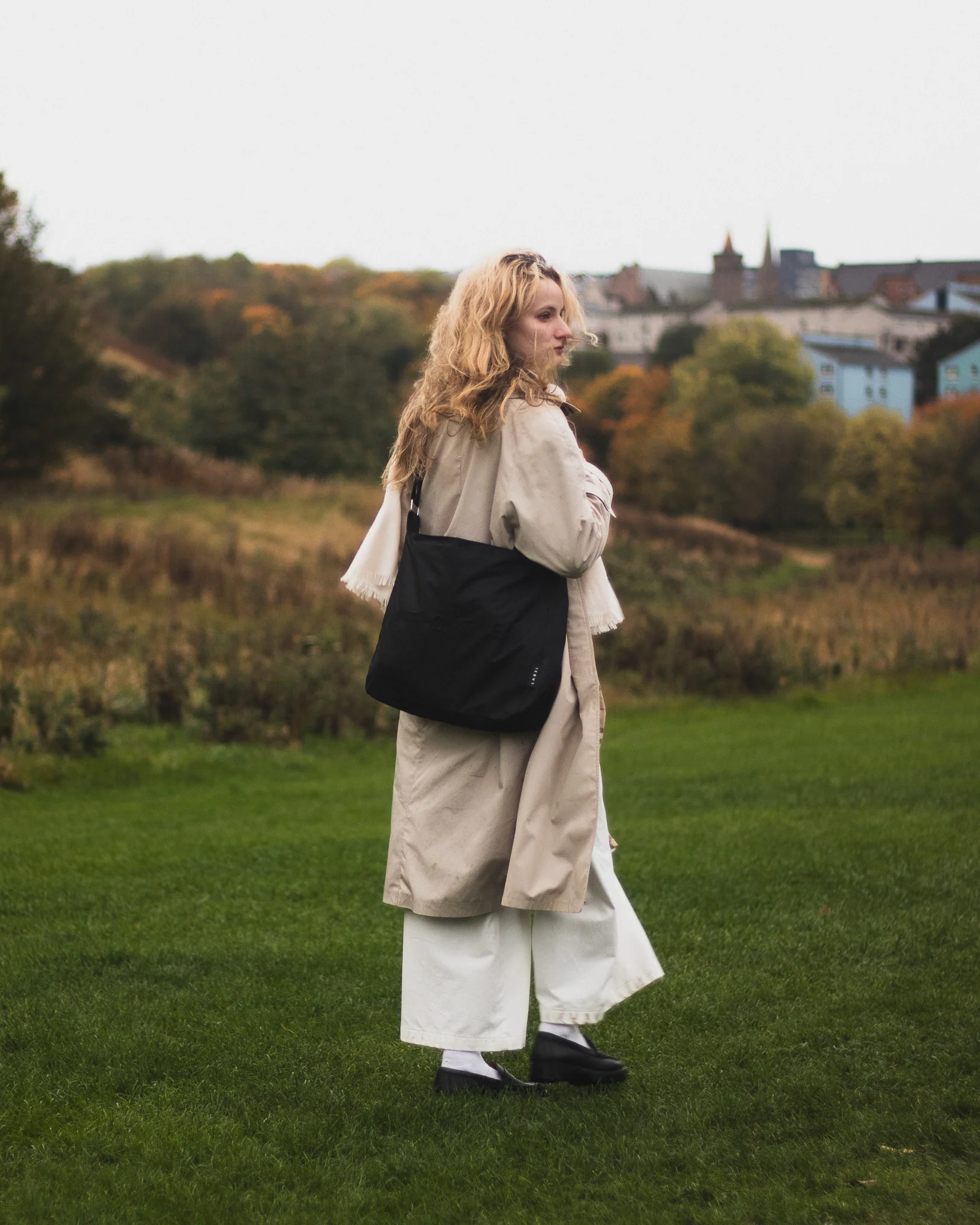 ALVA | Black - Image 4