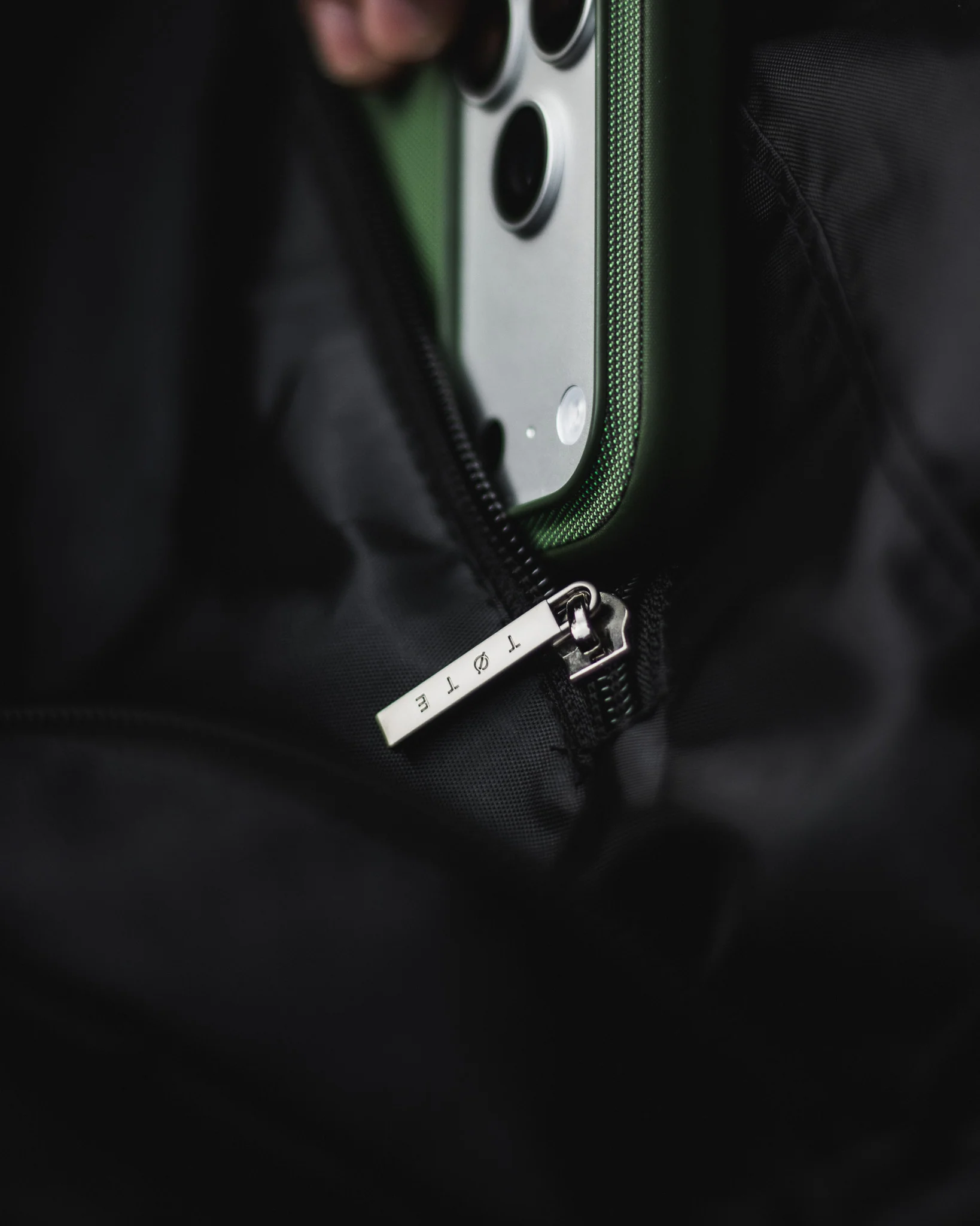 ALVA | Black - Image 8