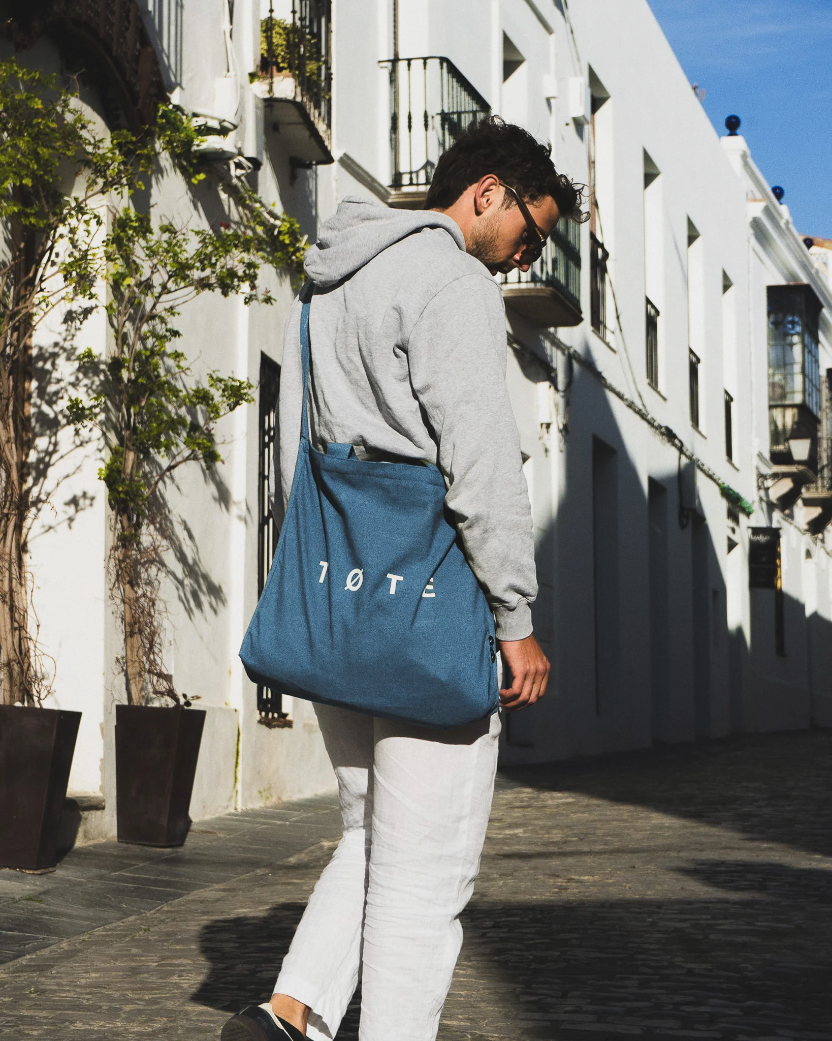 Aqua Blue TØTE Bag - Image 9
