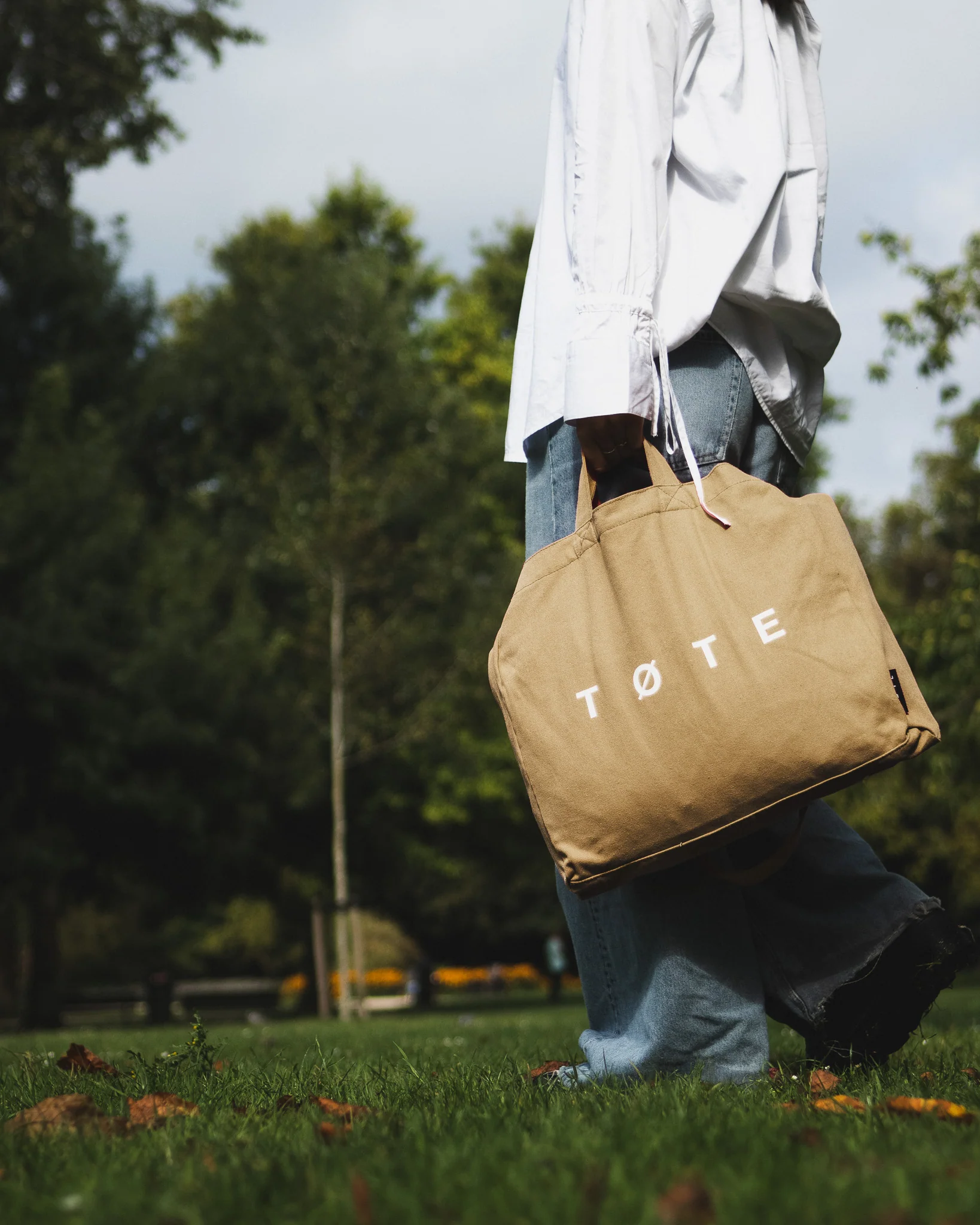 Beige TØTE Bag - Image 9
