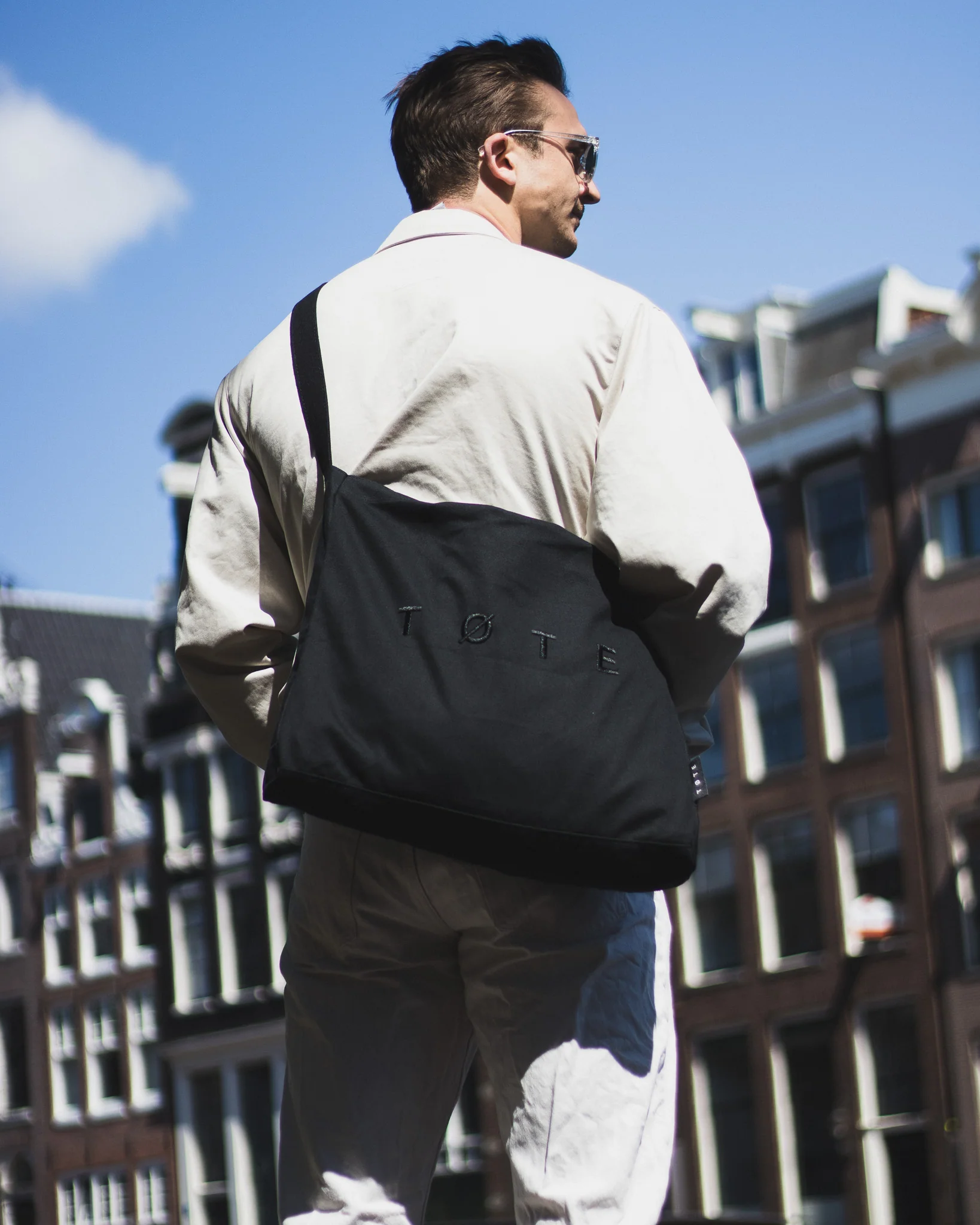 Black TØTE Bag | Stitched - Image 9