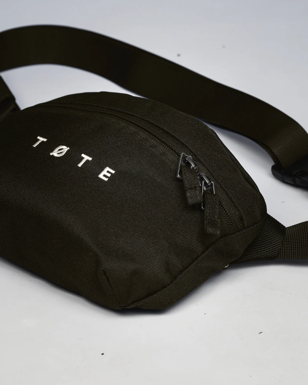 Black Waist Bag - Image 4