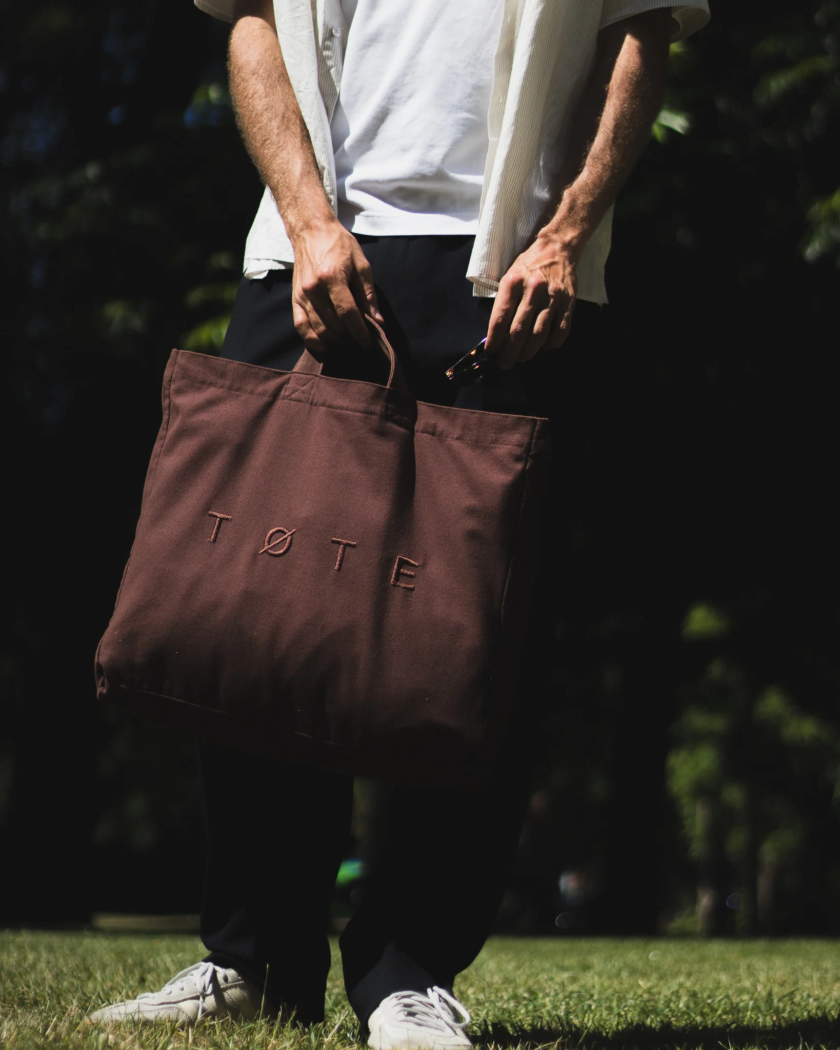 Brown TØTE Bag | Stitched - Image 13