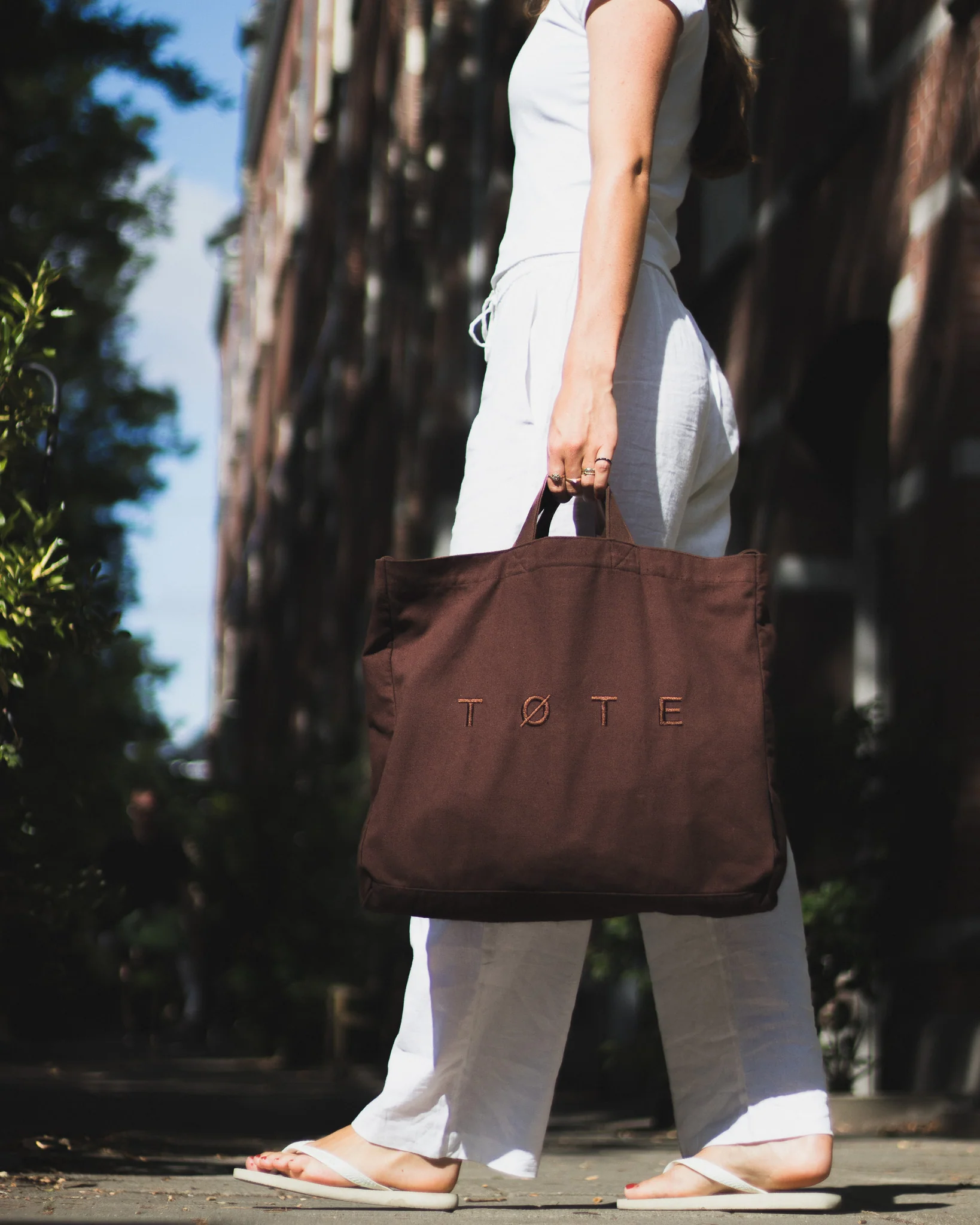 Brown TØTE Bag | Stitched - Image 15