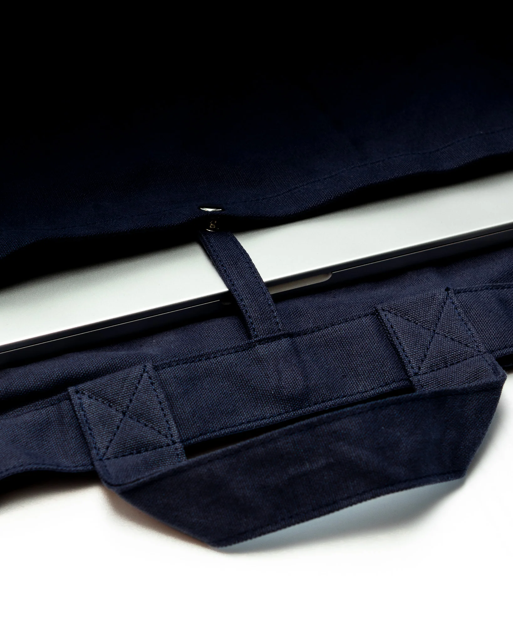 Khaki Green TØTE Bag - Image 9