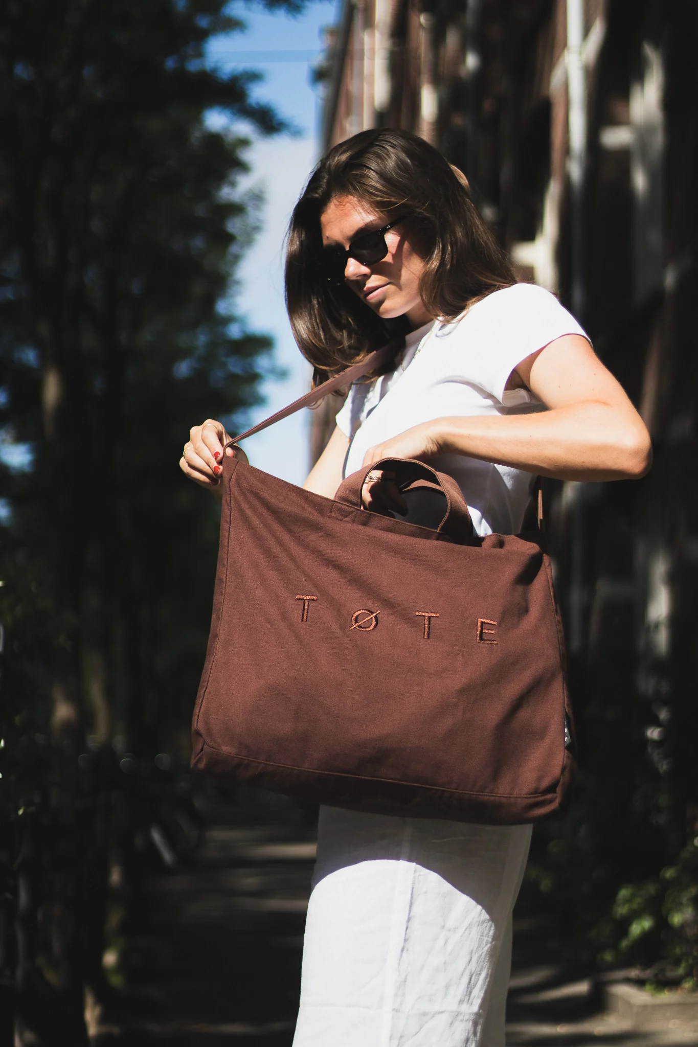 Brown TØTE Bag | Stitched - Image 14