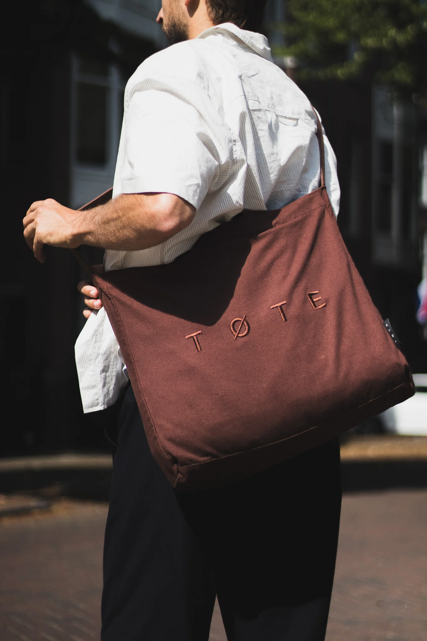 Brown TØTE Bag | Stitched - Image 3