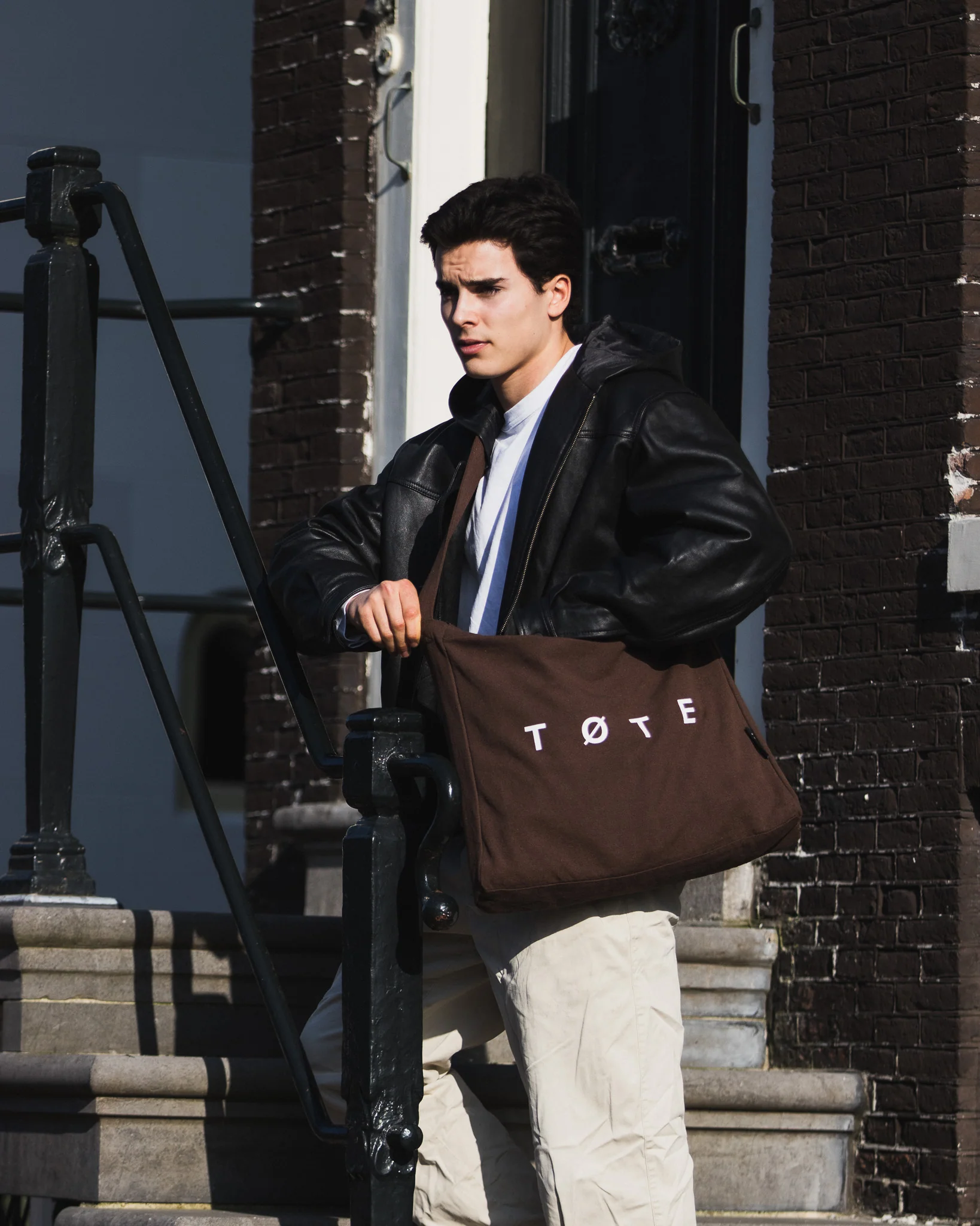 Brown TØTE Bag - Image 3