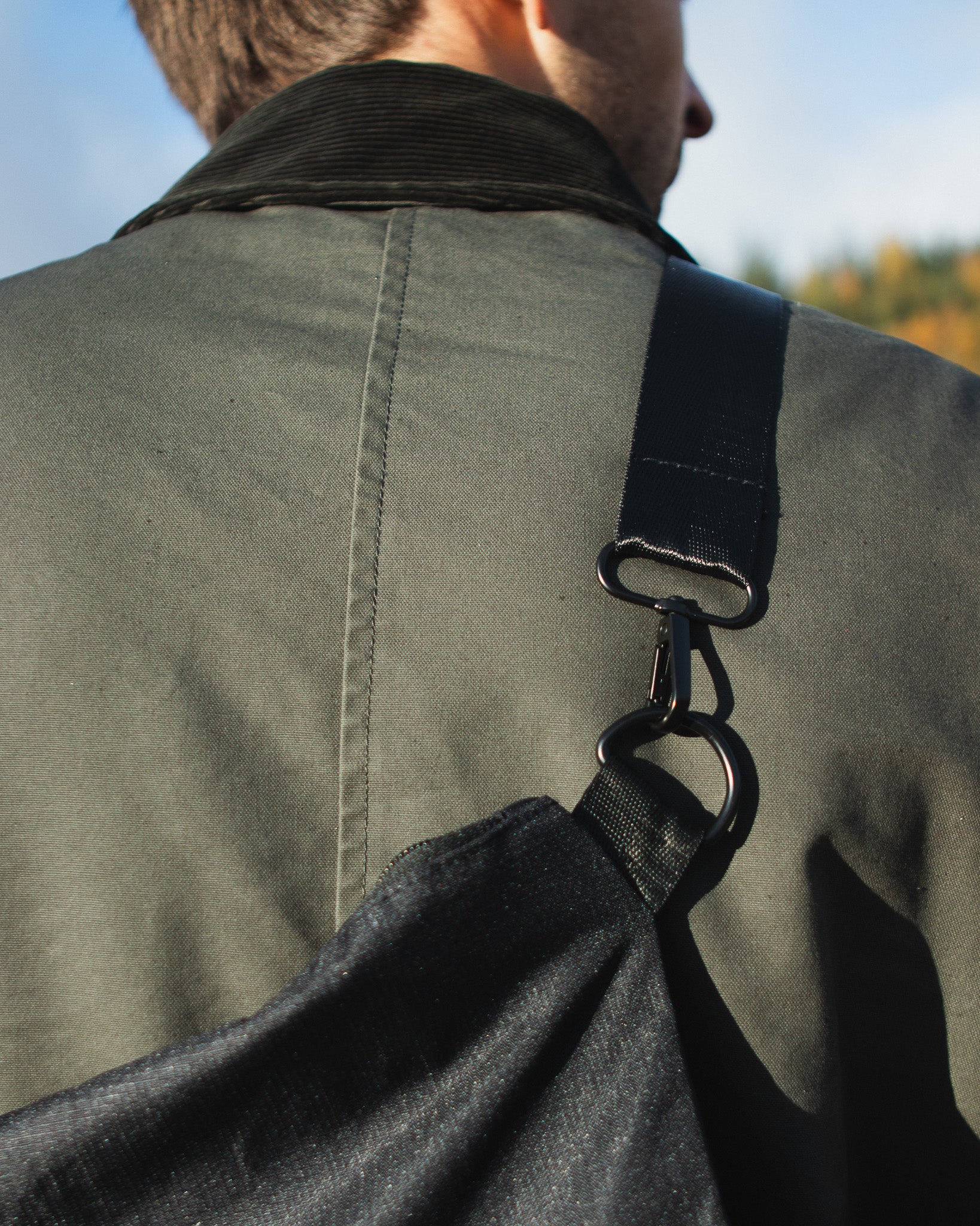 FIN Carry | Black - Image 13
