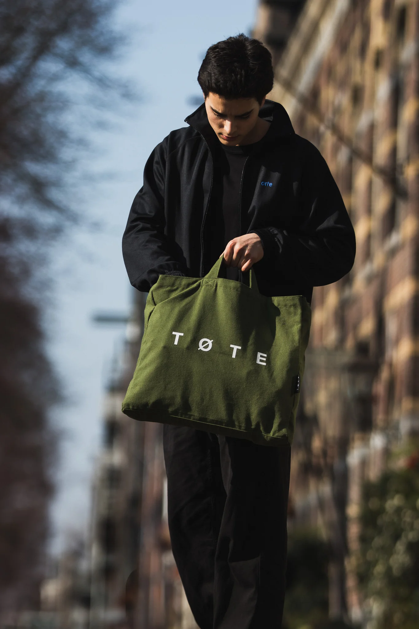 Khaki Green TØTE Bag - Image 3
