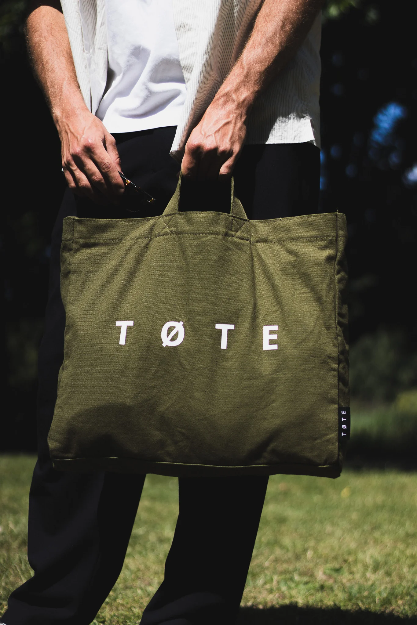Khaki Green TØTE Bag - Image 14