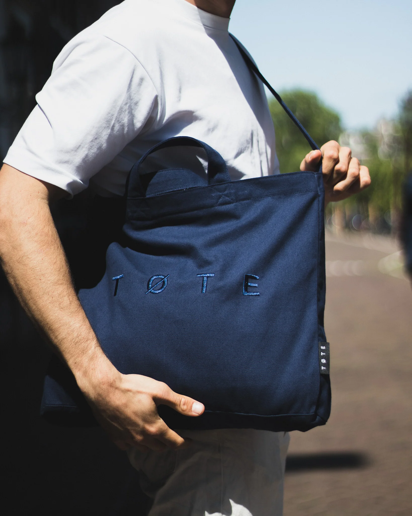 Navy Blue TØTE Bag | Stitched - Image 20