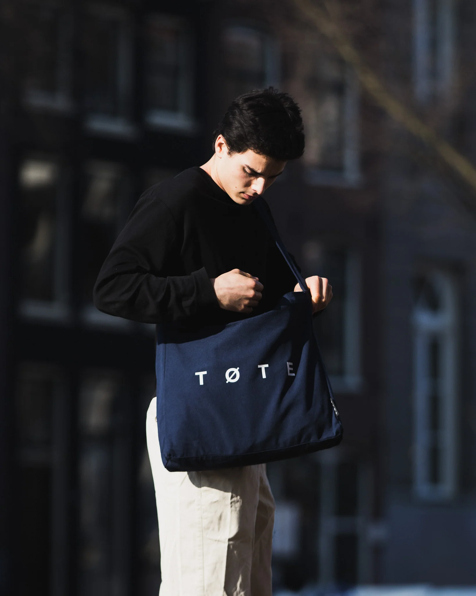 Navy Blue TØTE Bag - Image 12